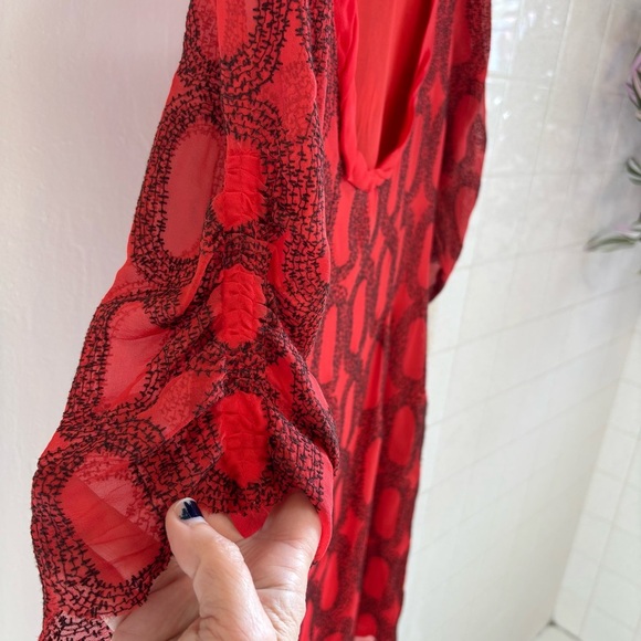 Vintage Tracy Reese Red and Black 100% Silk Dress XS Embroidered Scoop Back - Picture 5 of 9